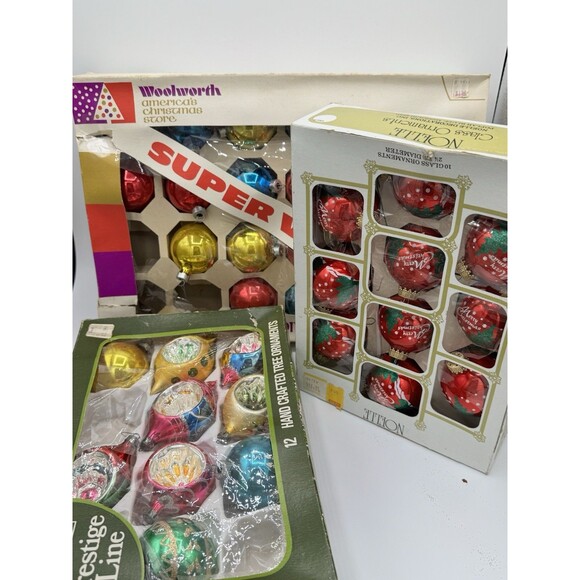 VINTAGE LOT 37 GLASS MULTICOLOR  CHRISTMAS TREE ORNAMENTS BOXES HANDPAINTED - Picture 2 of 9